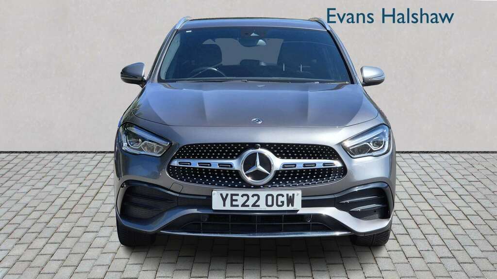 Mercedes-Benz GLA Class 200 Amg Line 2022 Grey #3