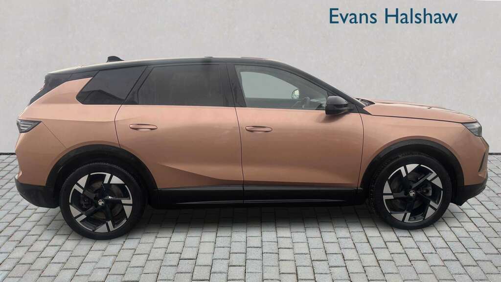 Vauxhall Grandland 157Kw Ultimate 73Kwh Panoramic Roof 202 #5