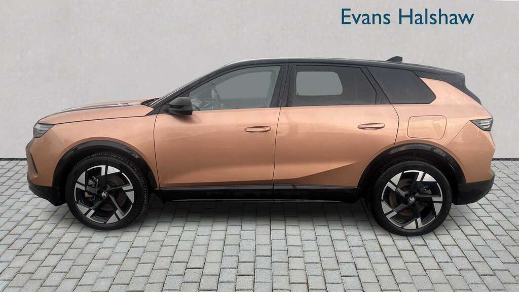 Vauxhall Grandland 157Kw Ultimate 73Kwh Panoramic Roof 202 #4