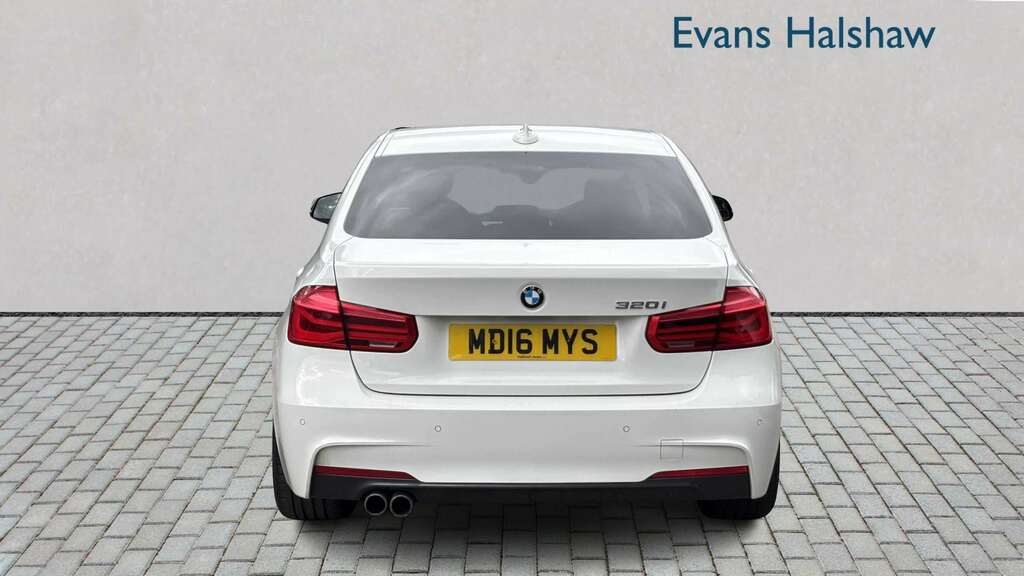 BMW 3 Series Saloon 2.0 320I M Sport Euro 6 Ss 201666 White #3