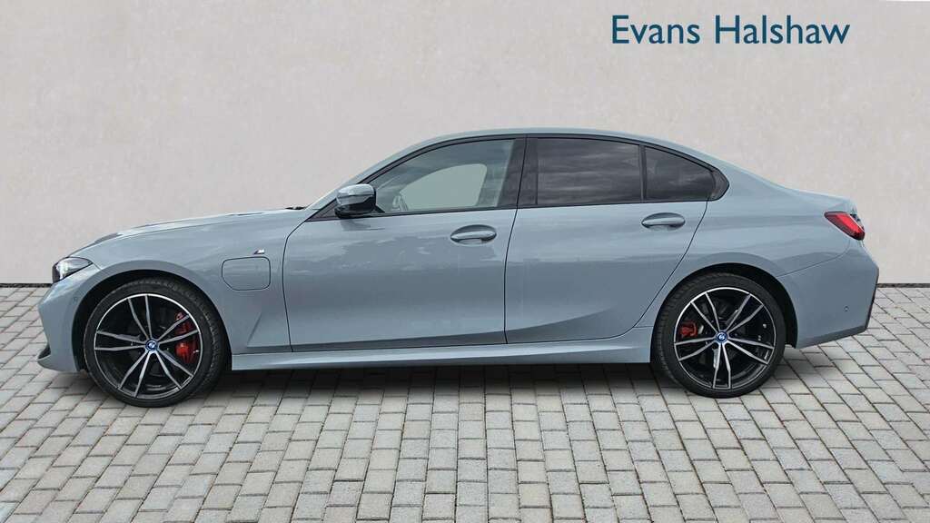 BMW 3 Series 330E Xdrive M Sport Touring Grey #4