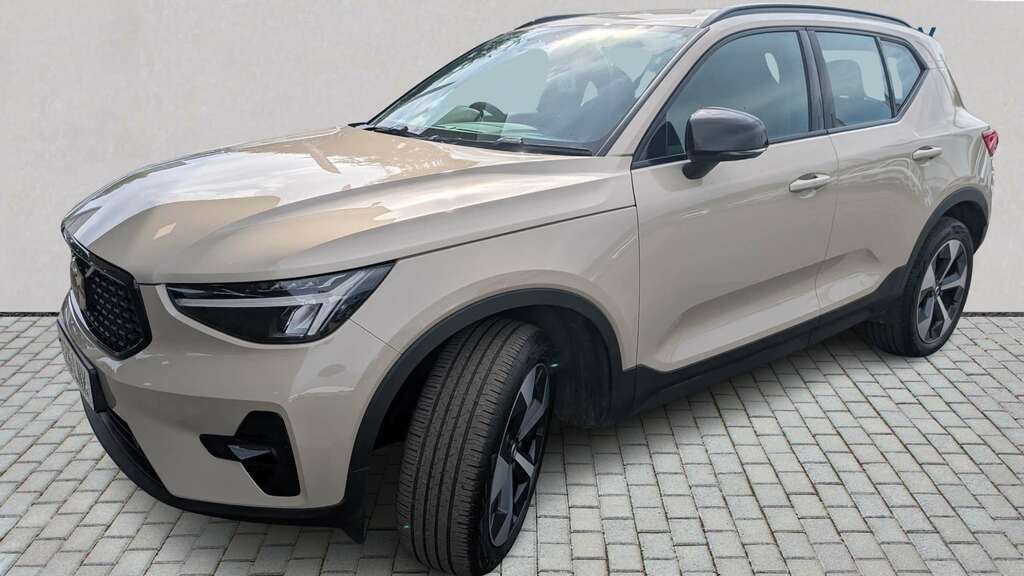 Volvo XC40 2.0 B4p Plus Dark 2025 PK25LNX Brown #3
