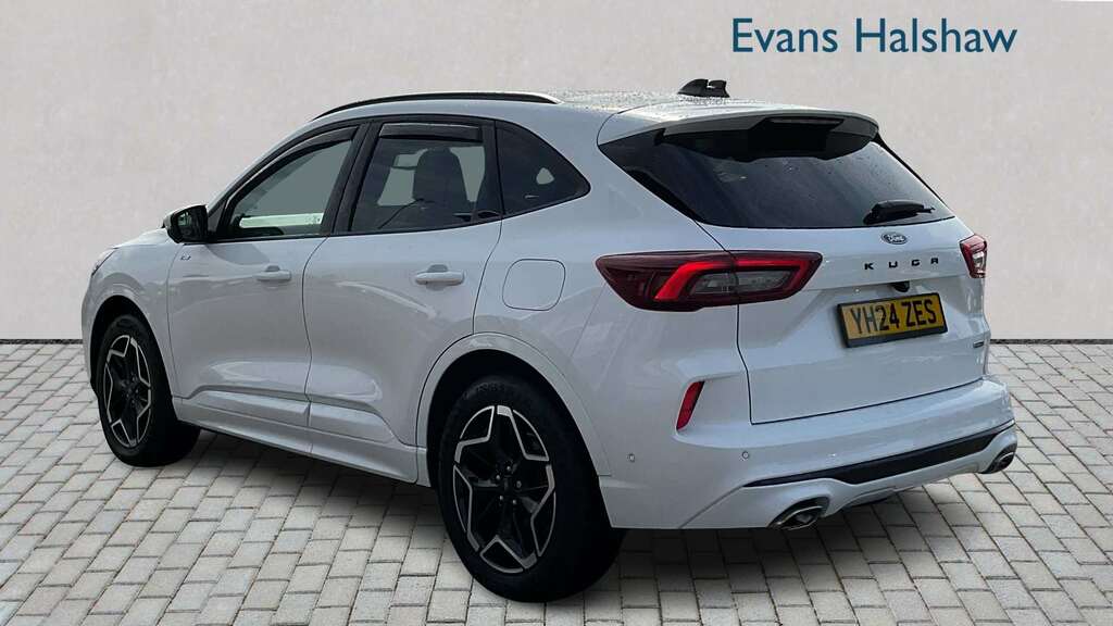 Ford Kuga 2.5 Fhev St-line X 4Wd Cvt 2024 White #2