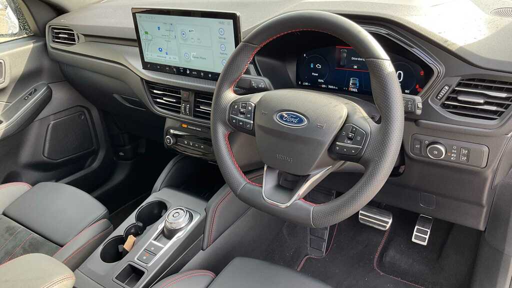 Ford Kuga 2.5 Fhev St-line Cvt Estate Red #10