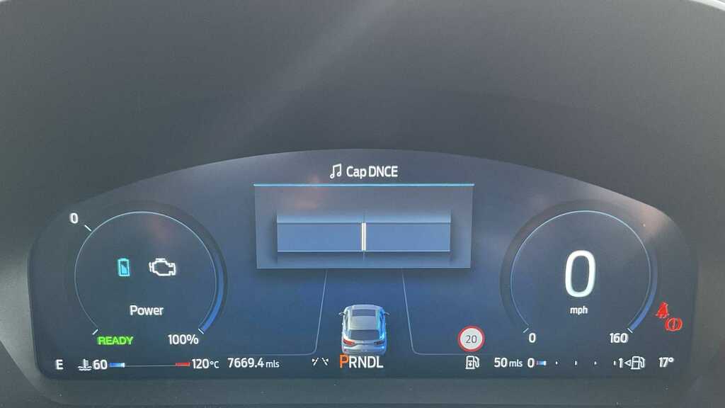 Ford Kuga 2.5 Fhev St-line Cvt Estate Red #18
