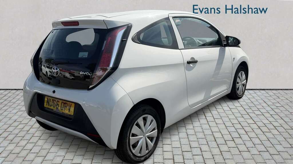 Toyota Aygo 1.0 Vvt-i X 2016 White #5