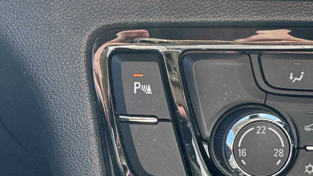Vauxhall Mokka X X 1.4T 140 Elite Nav 2Wd Sunroof Red #11