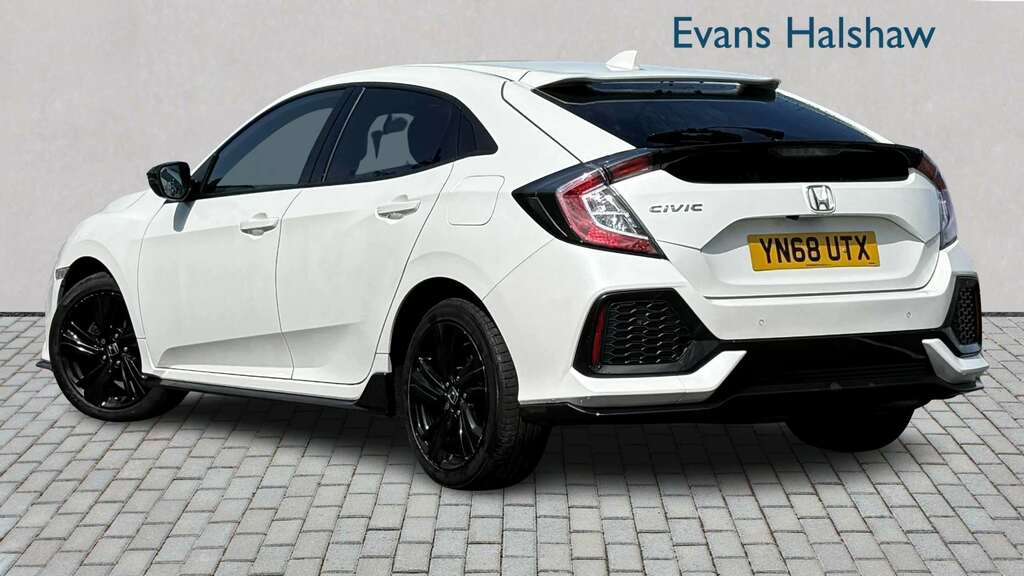 Honda Civic 1.0 Vtec Turbo 126 Sport Line 2019 White #2