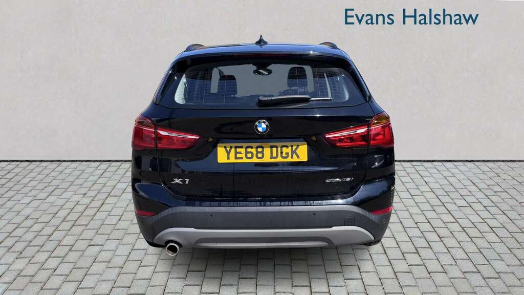 BMW X1 Sdrive 18I Se Step 2018 Black #4