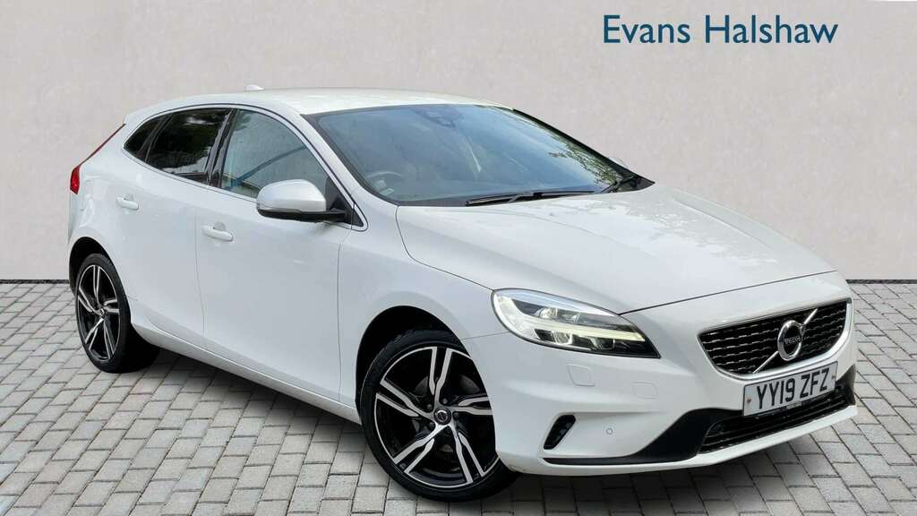 Volvo V40 T2 122 R Design Edition 2019 White