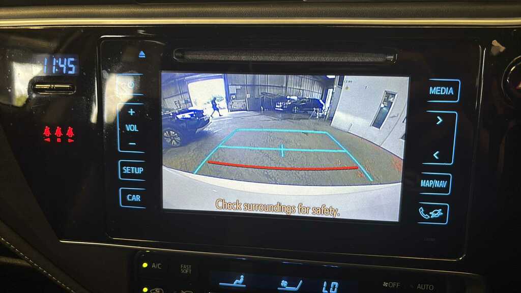 Toyota Auris 1.6 D-4d Design Touring Sports 110 Bhp Ulez, U Silver #7