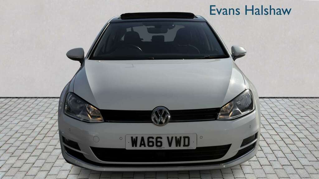 Volkswagen Golf 1.6 Tdi 110 Gt Edition 2016 White #4