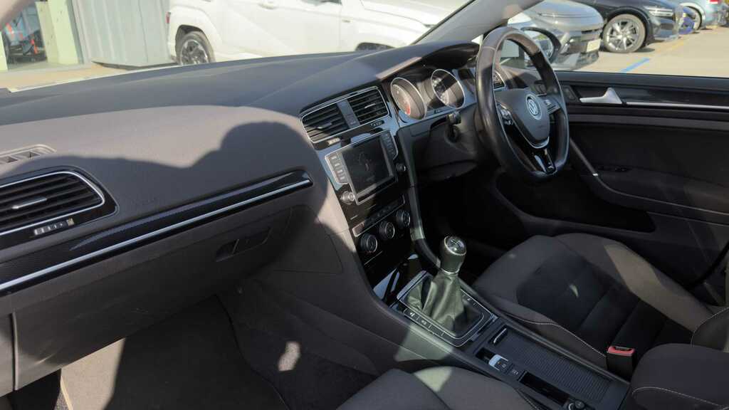 Volkswagen Golf Match Edition 1.4 Tsi 125 Ps 7-Speed Dsg 5Dr. T Black #16