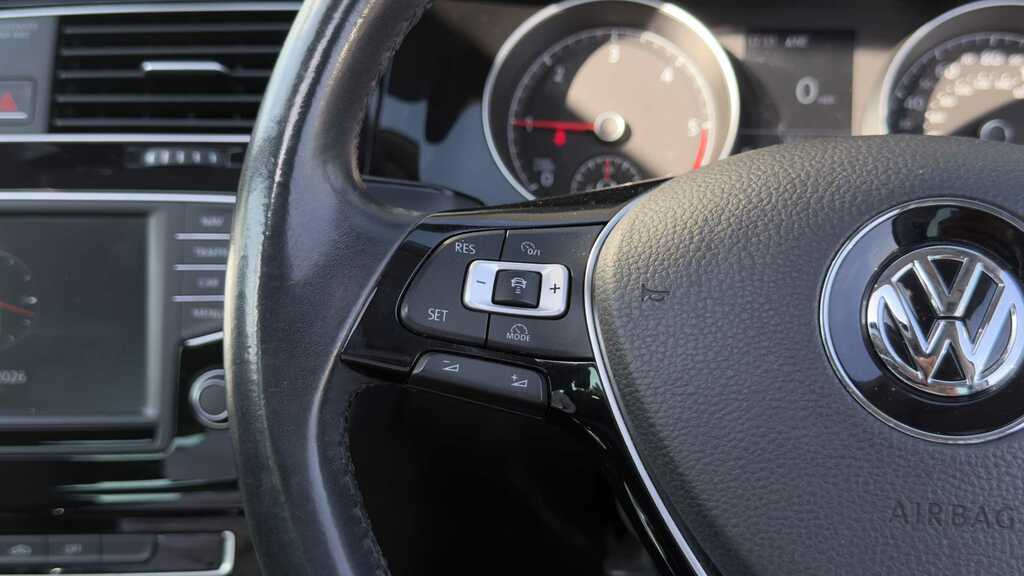 Volkswagen Golf Match Edition 1.4 Tsi 125 Ps 7-Speed Dsg 5Dr. T Black #23