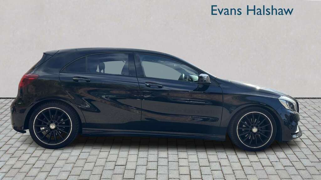 Mercedes-Benz A Class A200d Amg Line Premium Plus 2017 MD66OCH Black #6