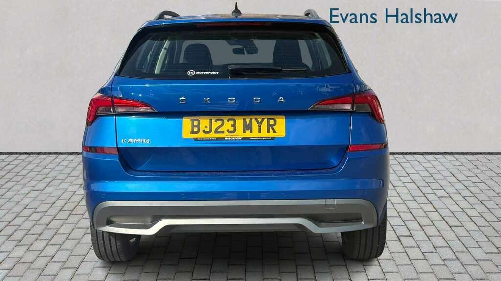 Skoda Kamiq 1.0 Tsi 95 Se 2023 Blue #4