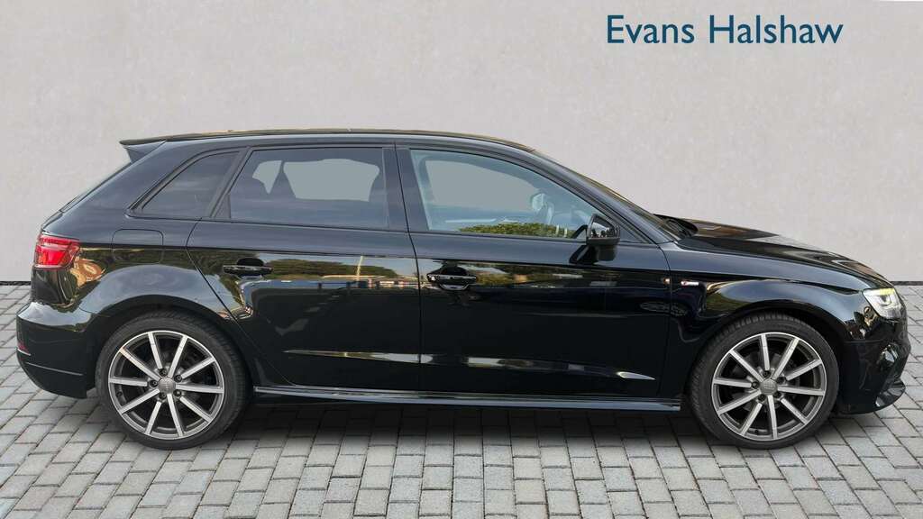 Audi A3 1.6 Tdi 30 Sport Sportback S Tronic Eur Black #2
