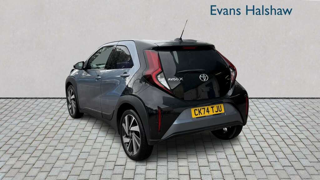 Toyota Aygo X 1.0 Vvt-i Edge 2024 Grey #3