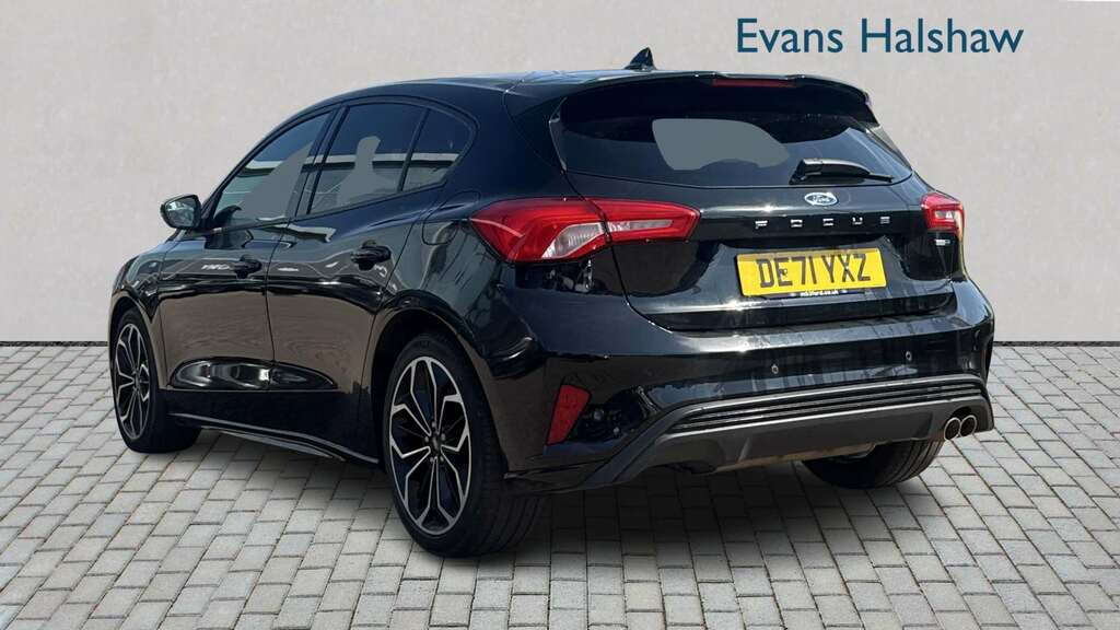 Ford Focus 1.0T Ecoboost Zetec Estate Euro 6 Silver #2