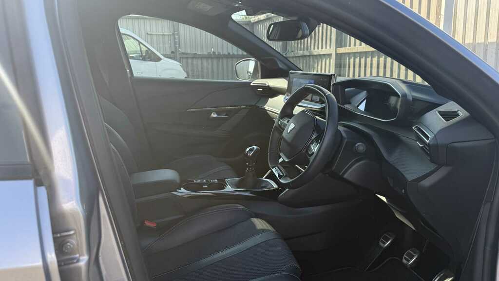 Peugeot 208 1.2 Puretech Gt Hatchback Euro 6 #13