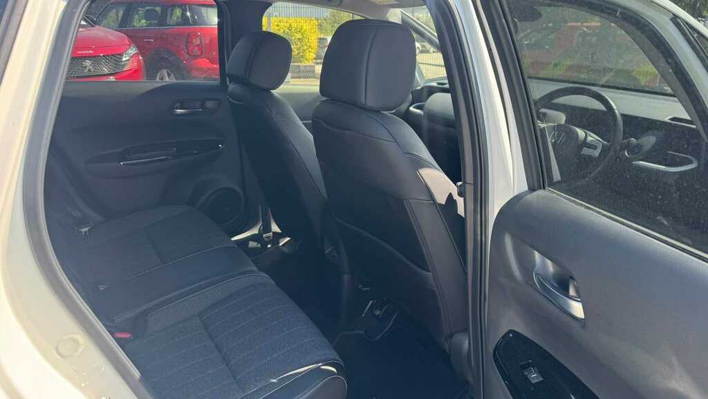Honda Jazz 1.5 I-mmd Hybrid Ex Ecvt 2020 White #6