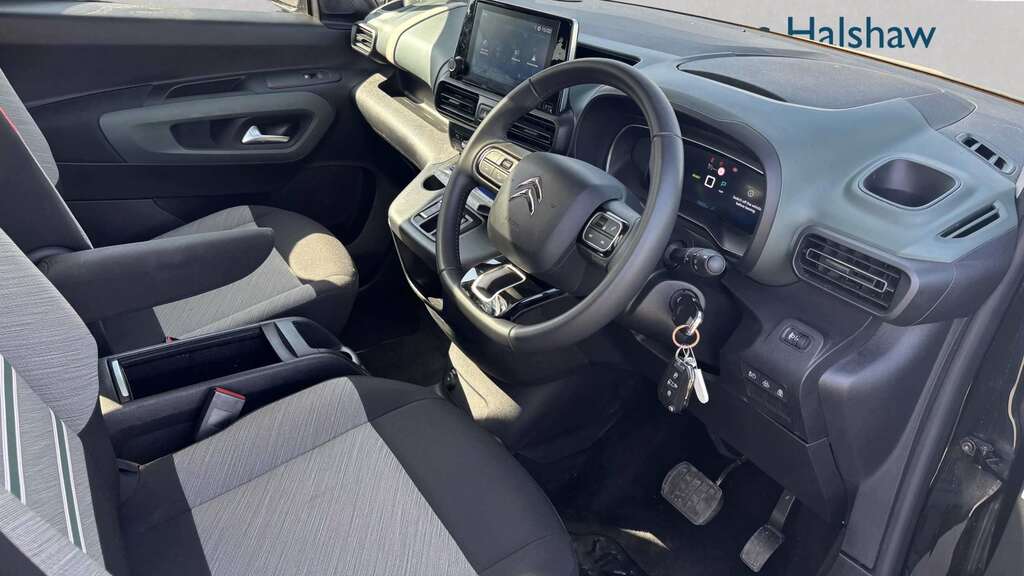 Citroen e-Berlingo 100Kw Flair Xtr M 50Kwh 2023 Black #6