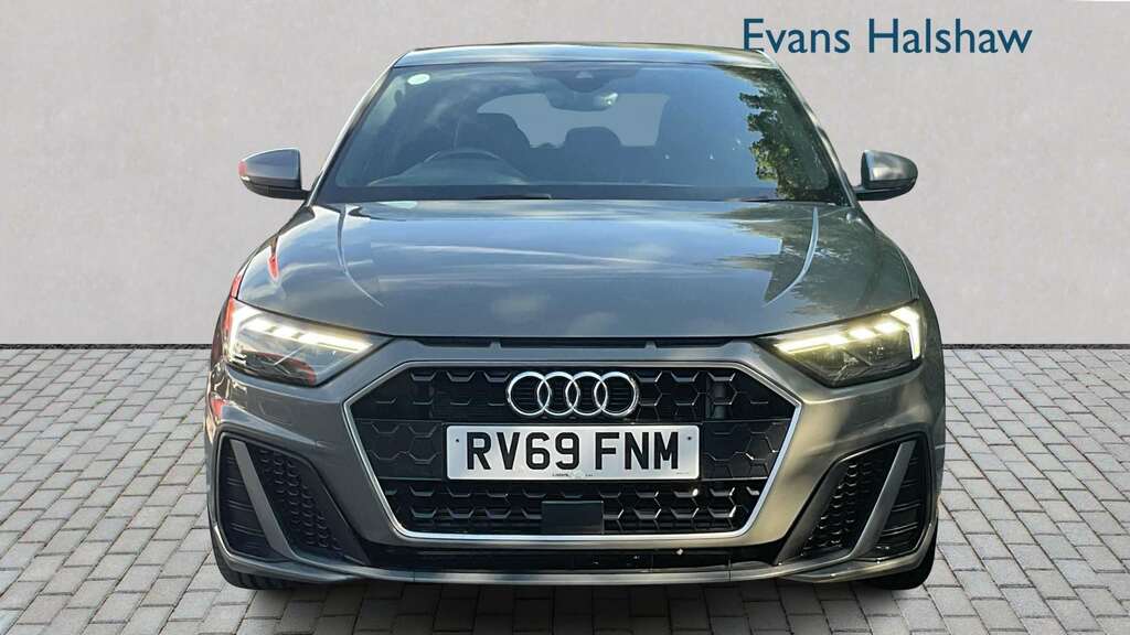 Audi A1 1.5 Tfsi 35 Sport Sportback Euro Black #3