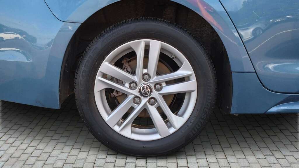 Toyota Corolla 2.0 Vvt-i Hybrid Gr Sport Cvt Hatchback White #9