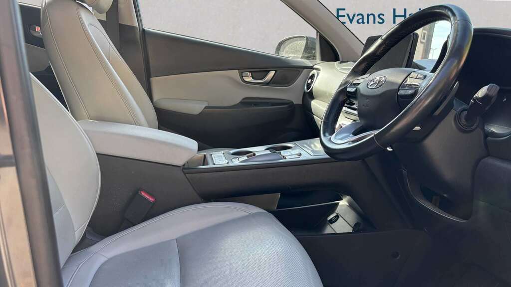 Hyundai Kona 150Kw Ultimate 64Kwh 2023 Grey #3