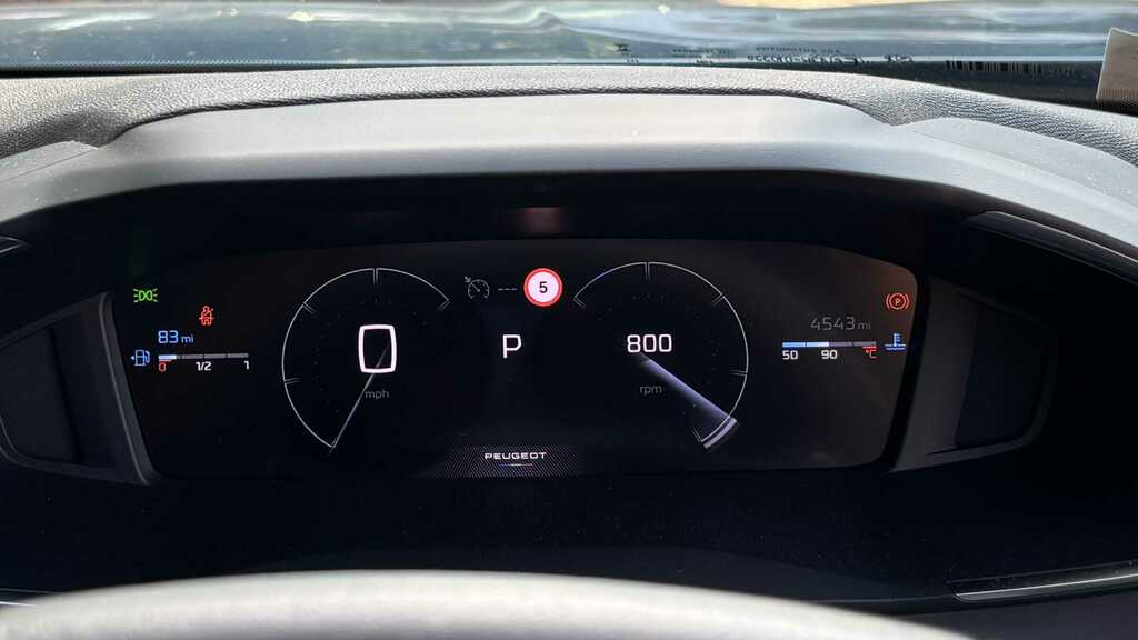 Peugeot 2008 1.2 Gt Suv Hybrid E Dsc6 Black #9