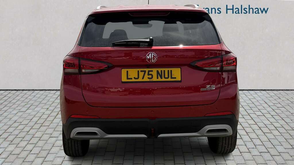 MG ZS 1.5 Hybrid Trophy 2025 Red #5