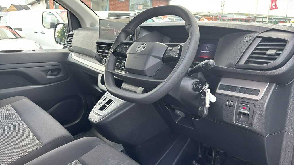 Vauxhall Vivaro 3100 75Kwh Prime L1 H1 6Dr 7.4Kw Charger Grey #8