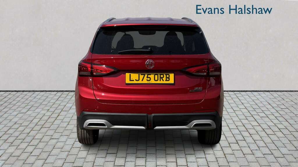 MG ZS 1.5 Hybrid Trophy 2025 Red #4