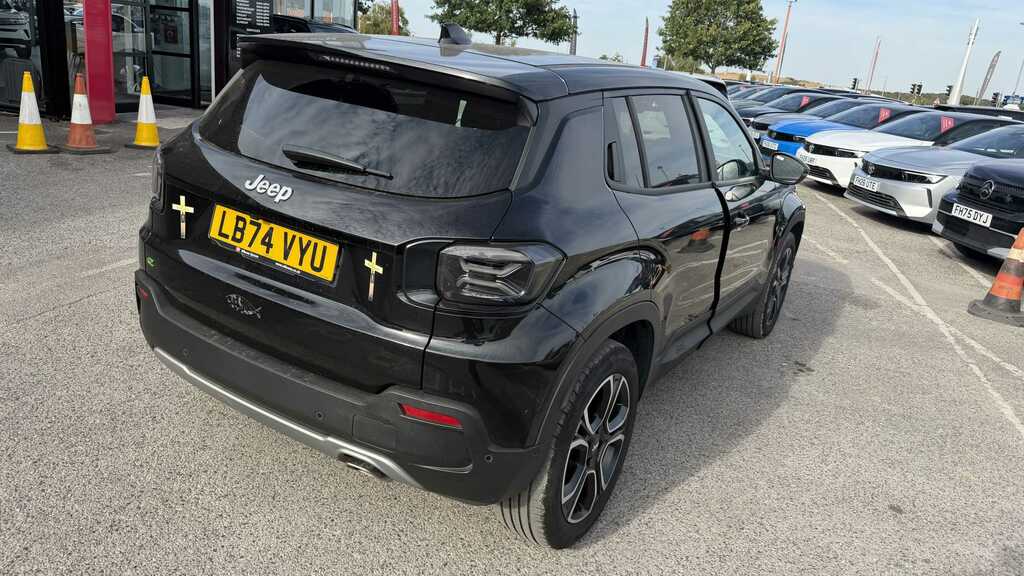 Jeep Avenger 1.2 E-hybrid Summit Dct 2024 Black #4