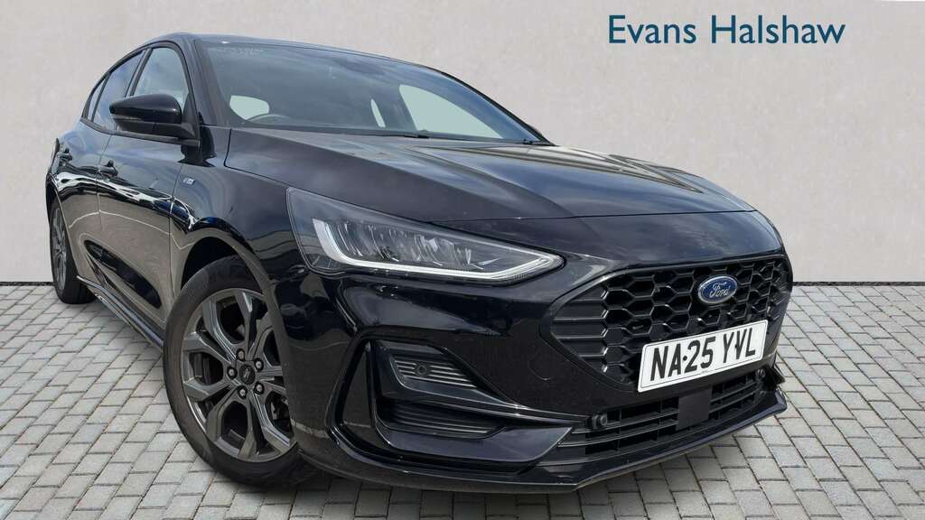Ford Focus 1.0T Ecoboost Mhev St-line Estate Hybri Red #1