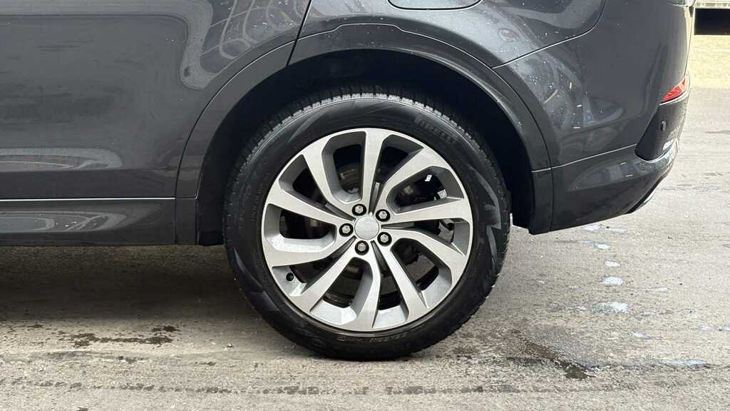 Land Rover Discovery Sport 1.5 P300e Dynamic Se 5 Seat Black #26