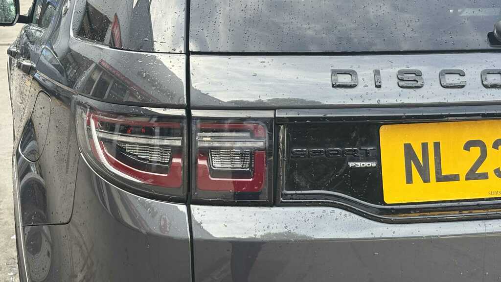 Land Rover Discovery Sport 1.5 P300e Dynamic Se 5 Seat Black #24