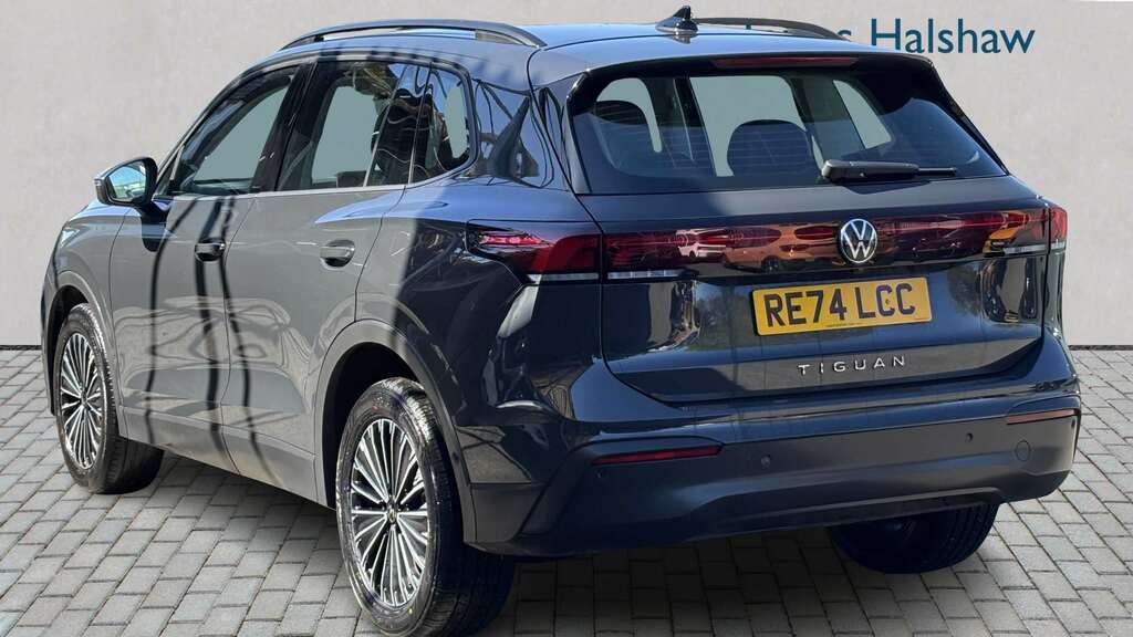 Volkswagen Tiguan 2.0 Tdi Life Dsg 2024 Grey #4