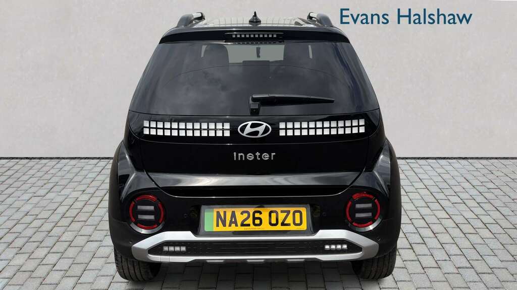 Hyundai Inster 85Kw 02 49Kwh 2026 Black #5