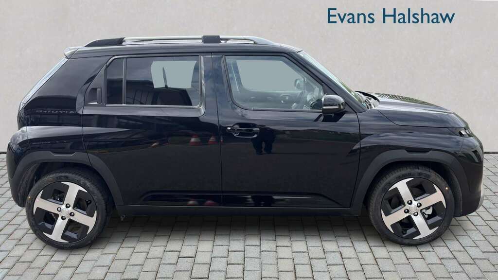 Hyundai Inster 85Kw 02 49Kwh 2026 Black #4