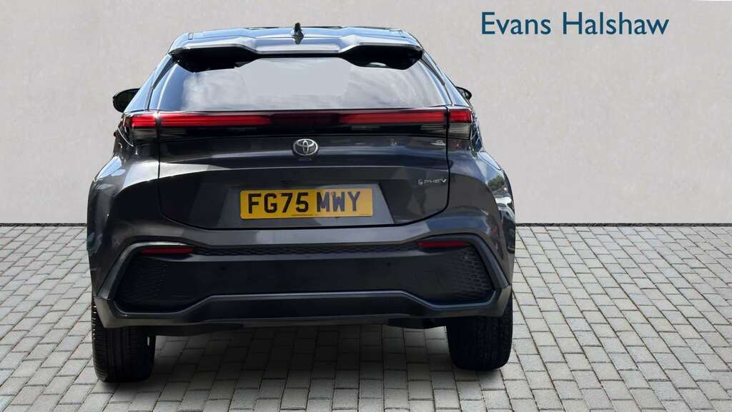 Toyota C-Hr 2.0 Phev Design Cvt 2025 Grey #5