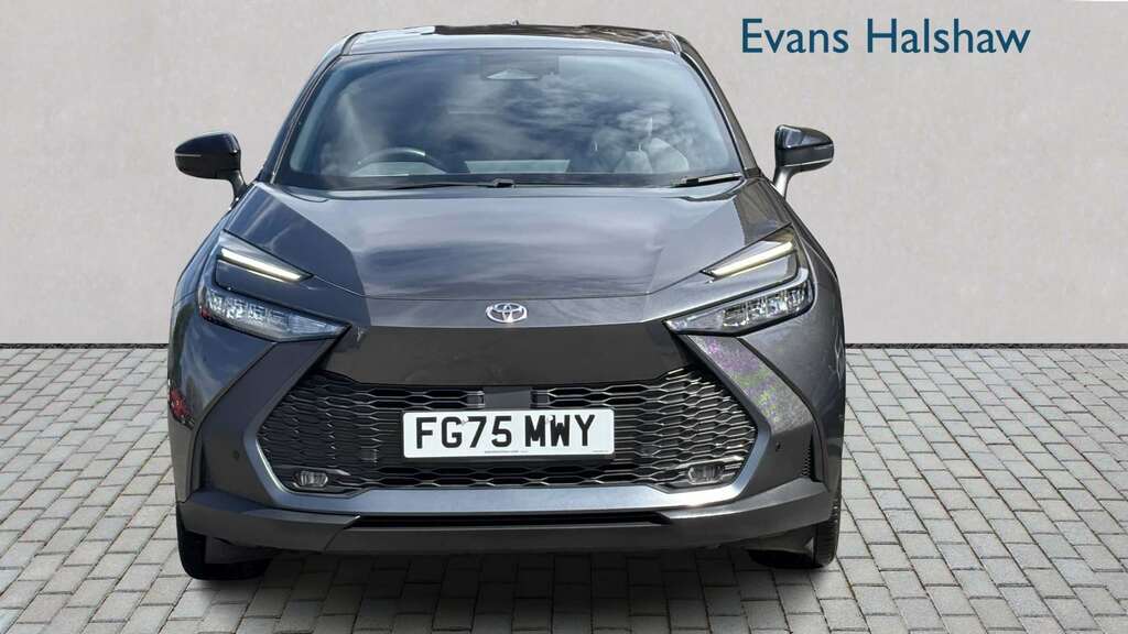 Toyota C-Hr 2.0 Phev Design Cvt 2025 Grey #2