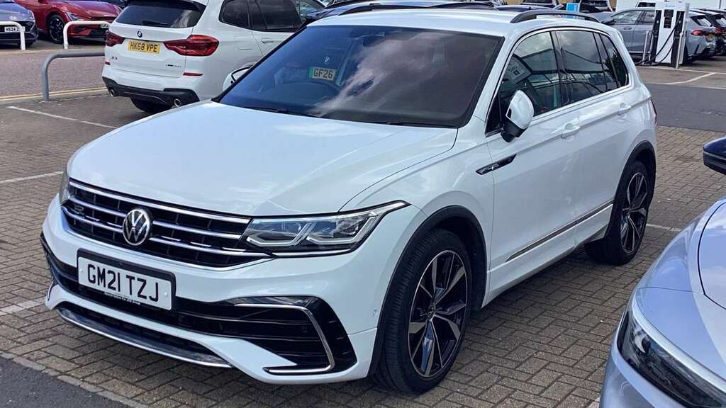 Volkswagen Tiguan 2.0 Tdi R-line Dsg Black #1