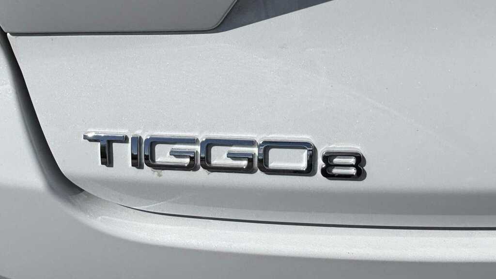 Chery Tiggo 8 1.5T Phev Summit Dht 2026 White #6