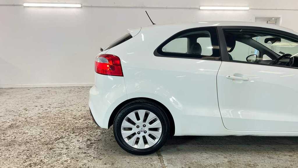Kia RIO Vr7 5-Door 1 Owner, 35 Road Tax Black #13