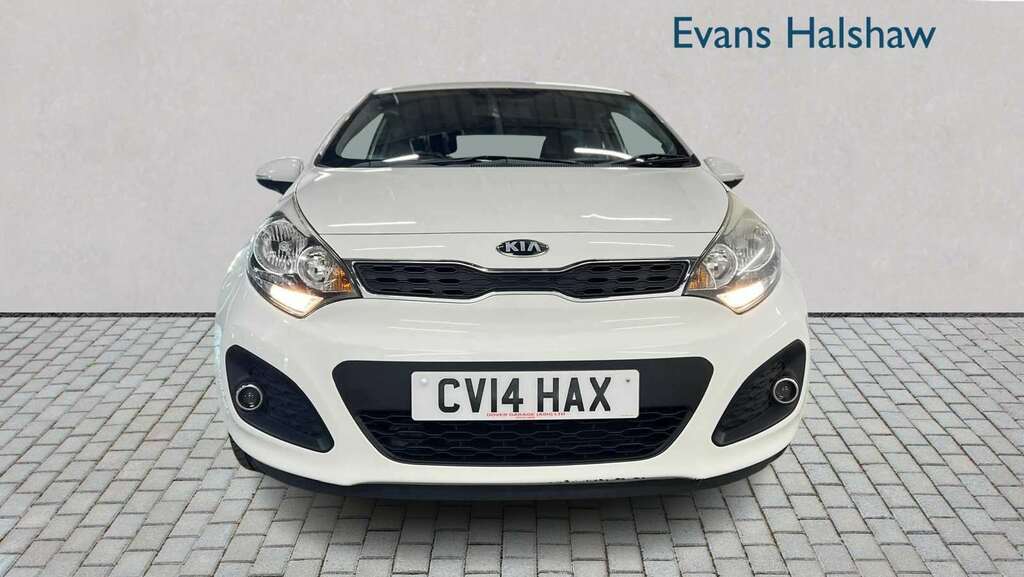Kia RIO Vr7 5-Door 1 Owner, 35 Road Tax Black #3