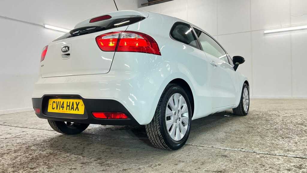 Kia RIO Vr7 5-Door 1 Owner, 35 Road Tax Black #8