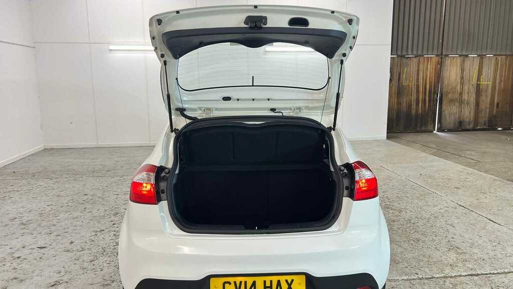 Kia RIO Vr7 5-Door 1 Owner, 35 Road Tax Black #10