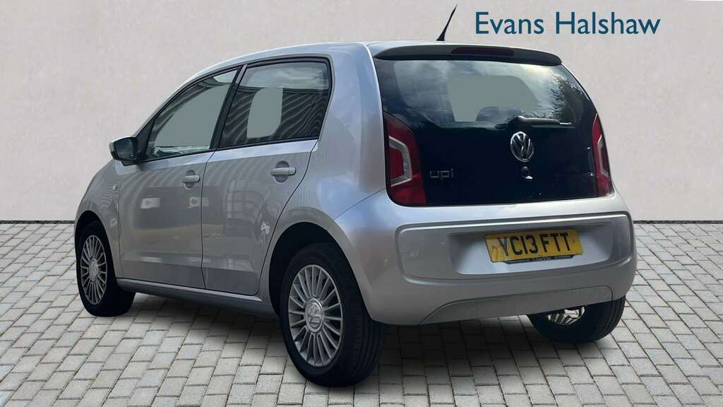 Volkswagen Up 1.0 High 2013 Silver #2