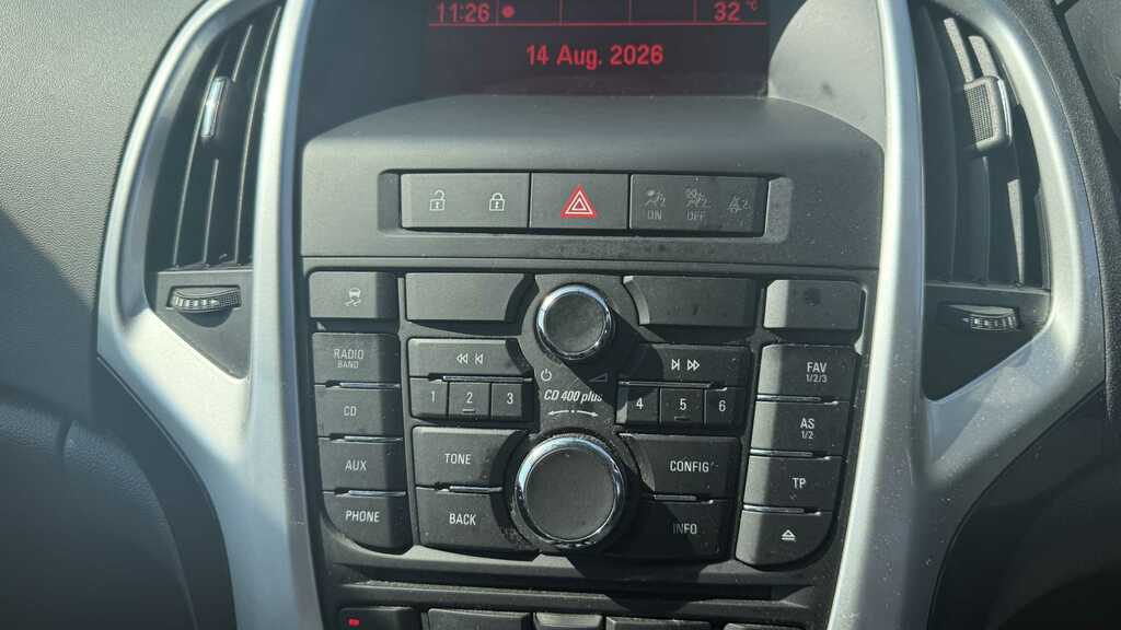 Vauxhall Astra 1.6I Elite Sports Tourer Euro 6 White #21